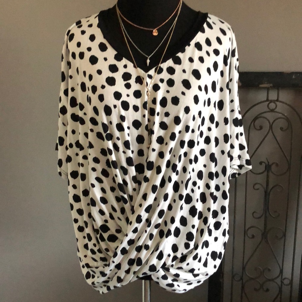 Dalmatian print top with dolman sleeve, size small,